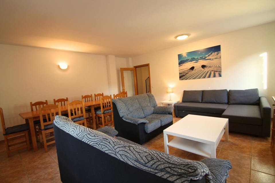 Pont de Toneta 6,3 Atico Duplex, Ransol, Zona Grandvalira Apartment in Andorra