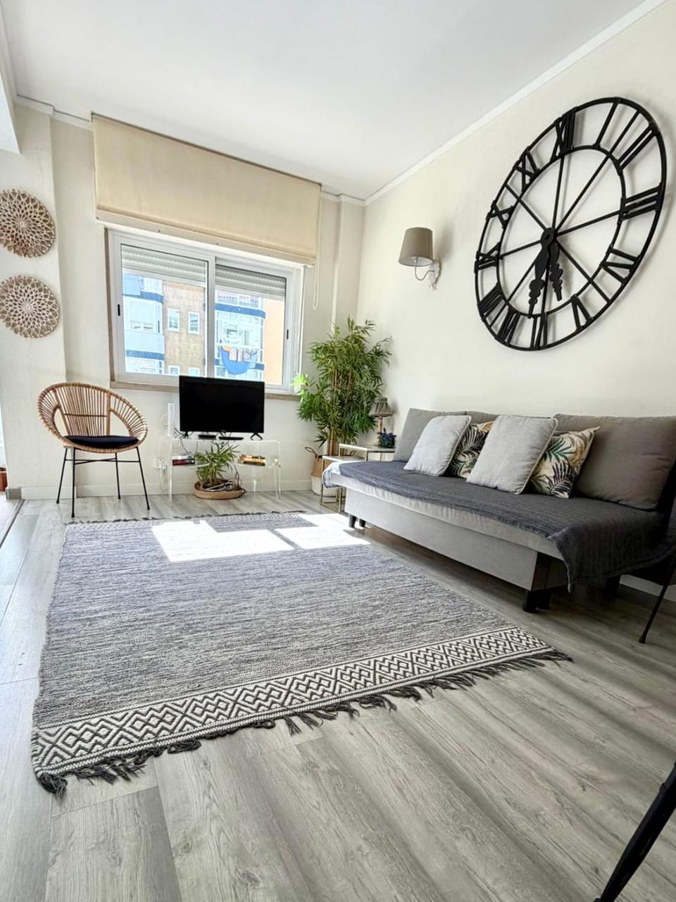 Communal lounge/ TV room, Living room