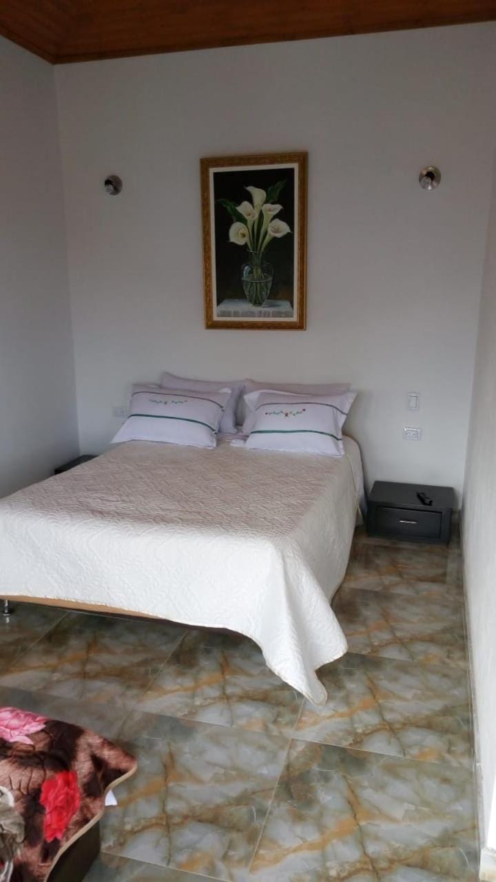 Feliz Amanecer Villa in Cundinamarca, Colombia