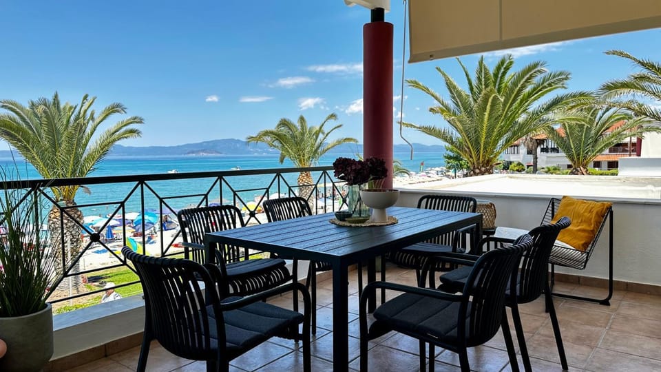 Seafront Maisonette House in Halkidiki