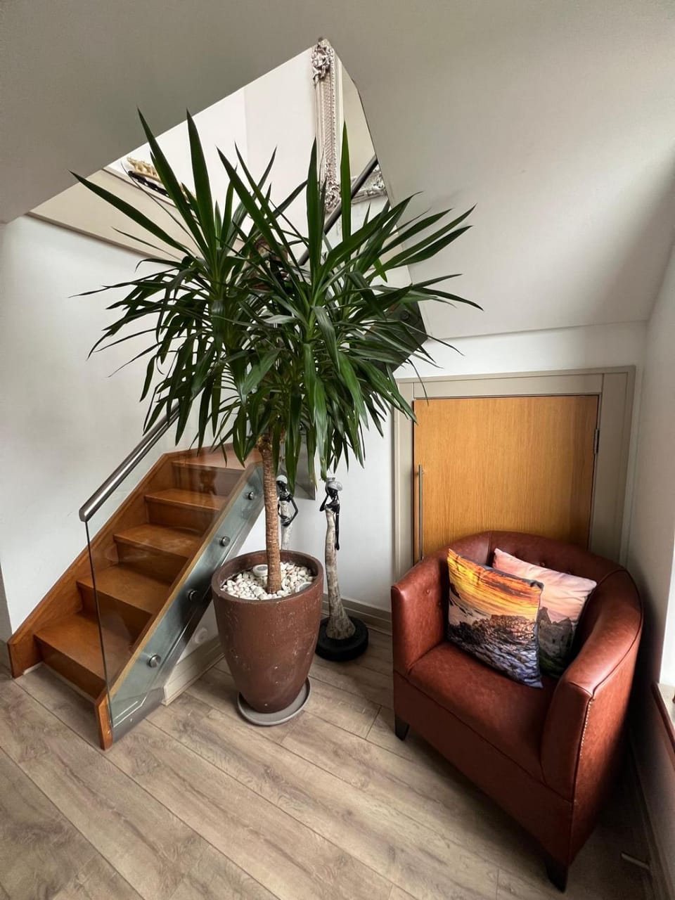 James Clow Bed & Breakfast & Apartments Bed and Breakfast in Belfast