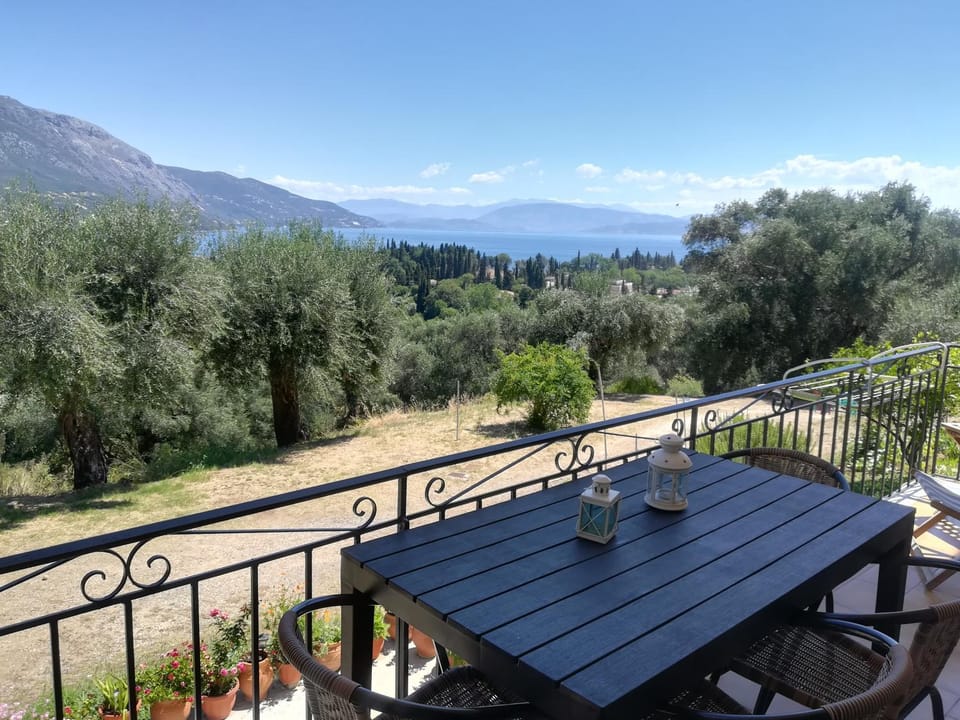 Villa prima Apartment in Peloponnese, Western Greece and the Ionian