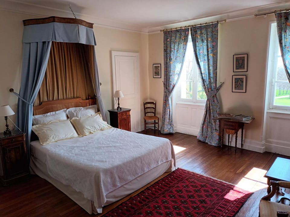 Property building, Communal lounge/ TV room, Golfcourse, Garden view, Swimming pool, Breakfast, Parking, internet