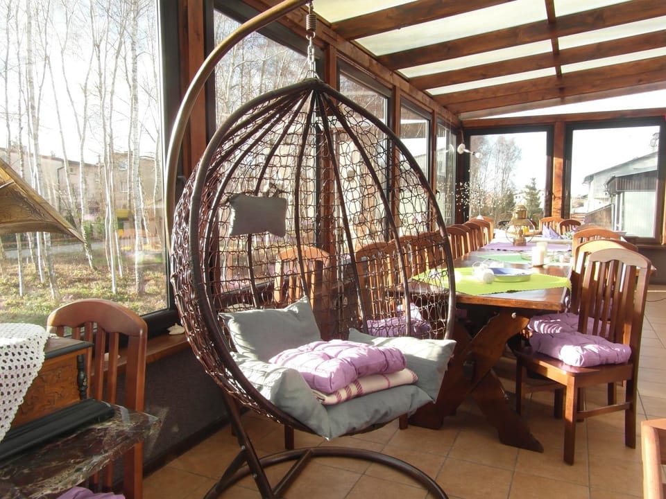 Patio, Patio, Garden, Balcony/Terrace, Balcony/Terrace, Seating area, Floor plan, Pets, Pets, City view, Garden view, Garden view, Street view, Entertainment, Quiet street view