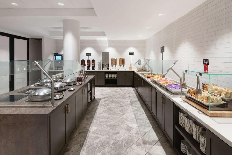 Dining area, Breakfast, Continental breakfast, Buffet breakfast