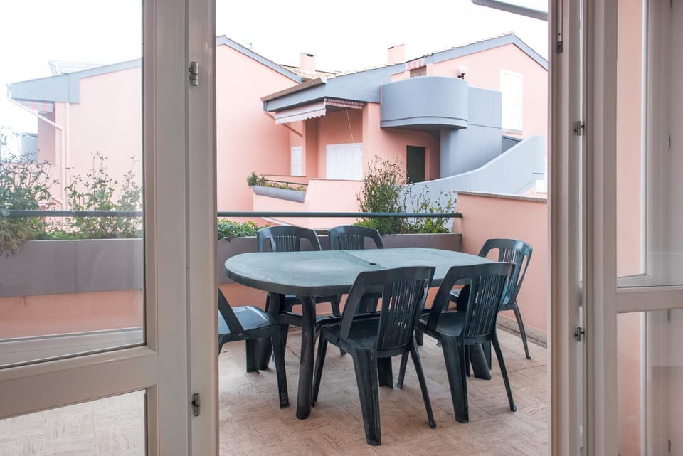 M126 - Marcelli, trilocale fronte mare in residence con piscina Apartment in Marcelli