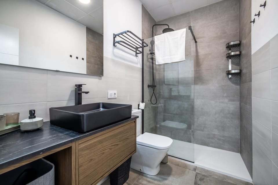 Shower, Toilet, Bathroom