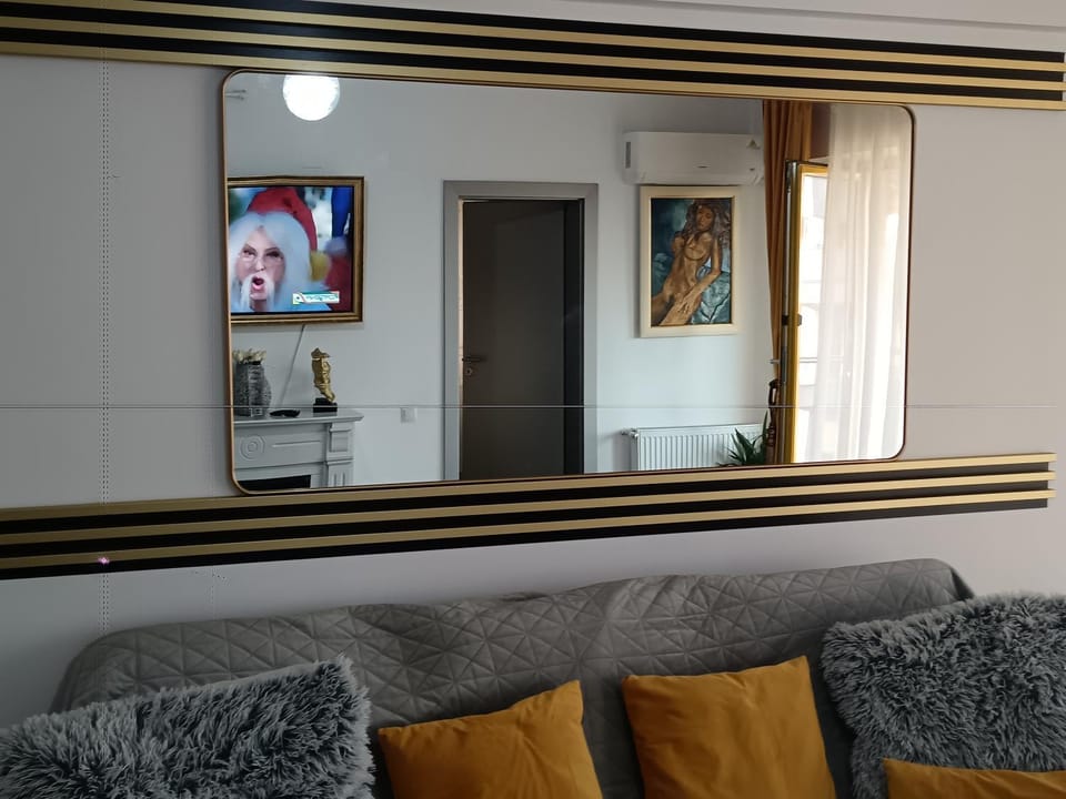 Downtown "Rendez-Vous" Luxury Apartment in Romania
