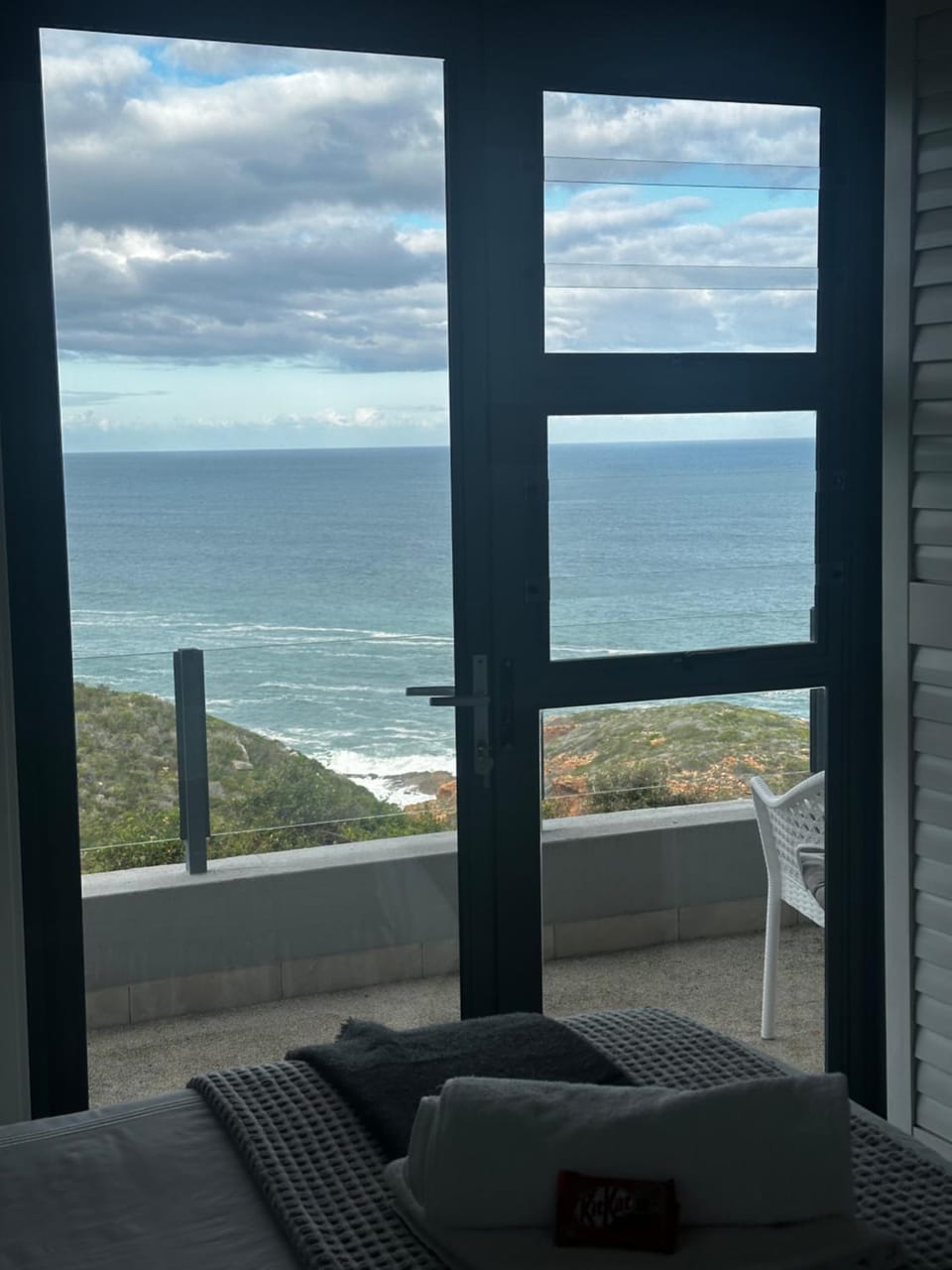 Bed, Natural landscape, View (from property/room), Balcony/Terrace, Bedroom, Sea view