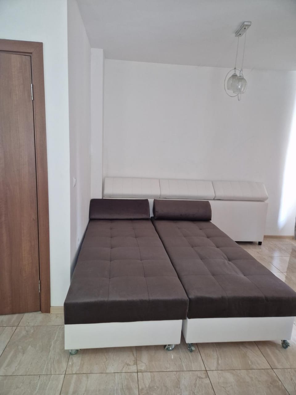 Bed, Living room, internet, air conditioner
