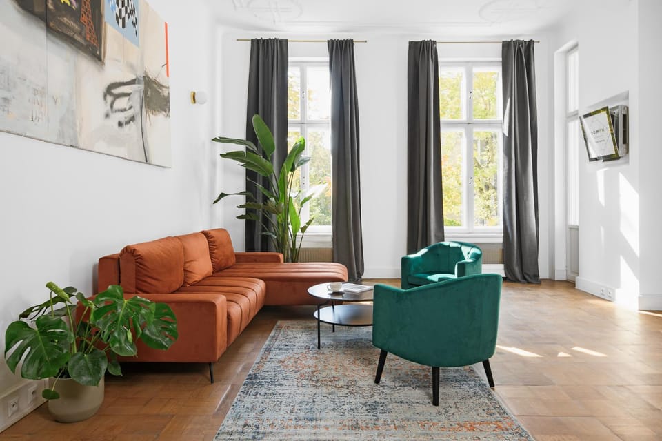 Living room, Seating area