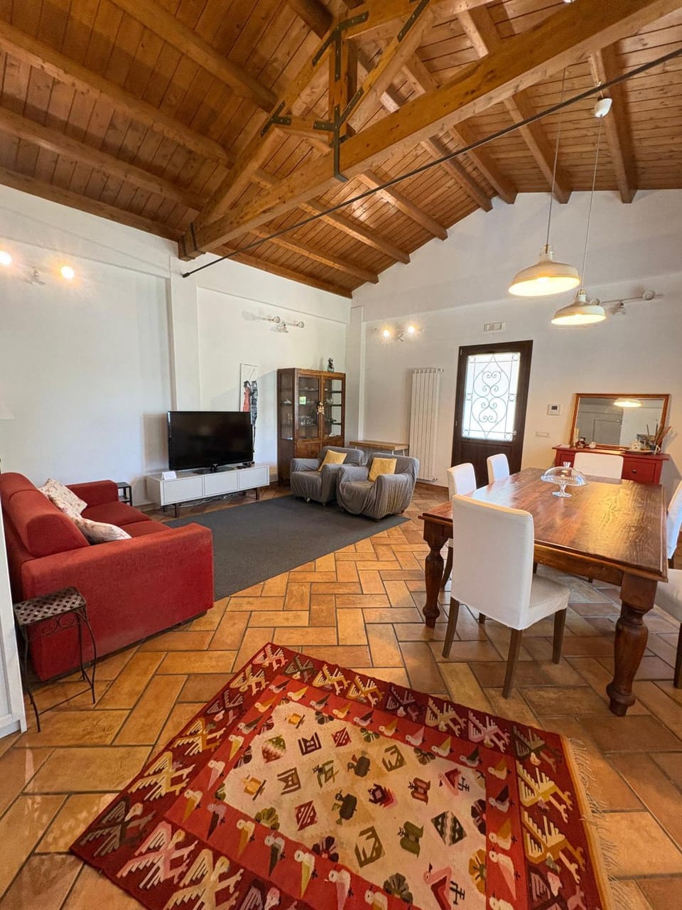 Communal lounge/ TV room