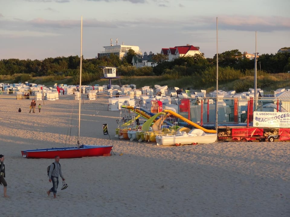 Property building, Off site, Beach