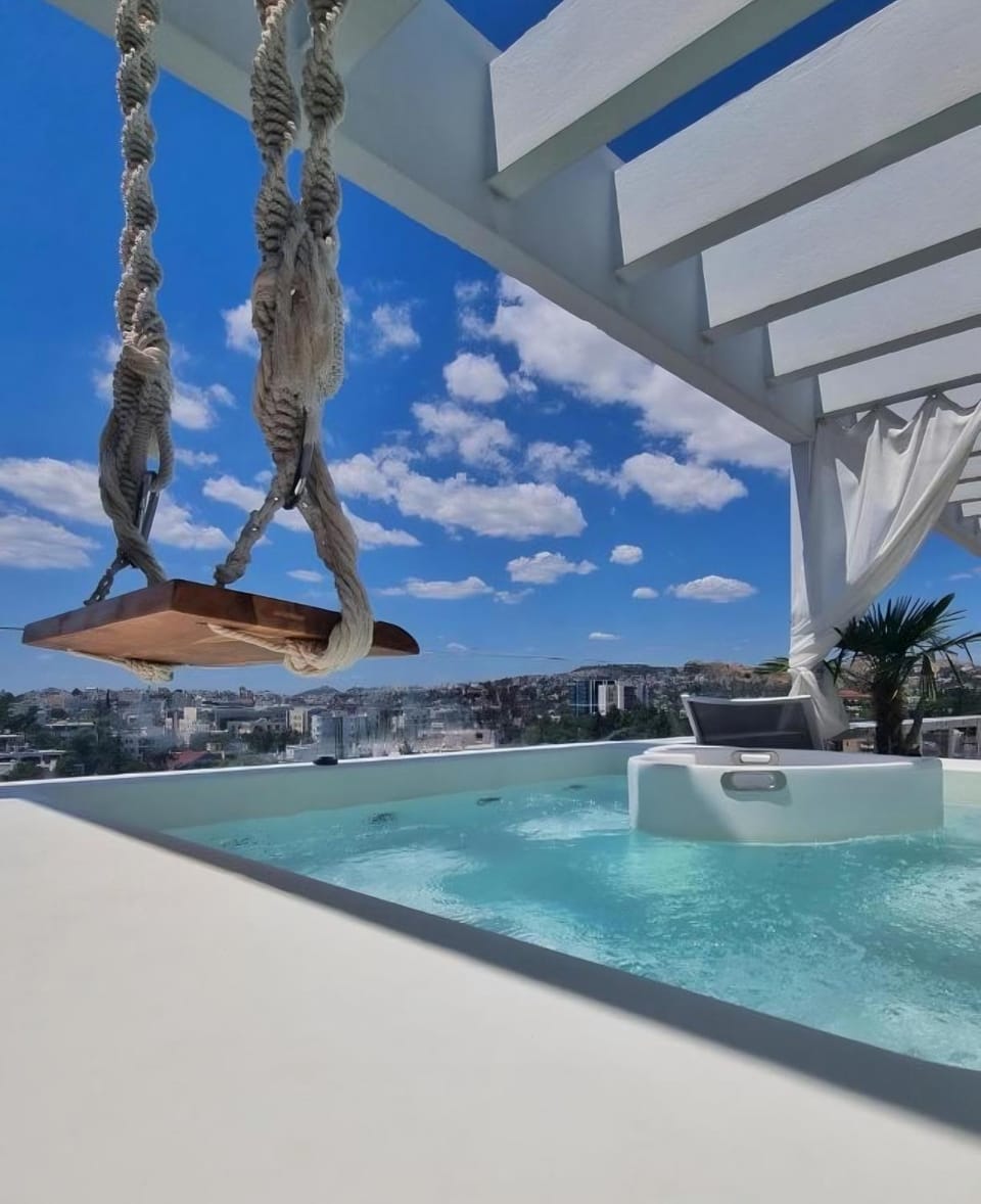 Day, Natural landscape, Hot Tub, Hot Tub, View (from property/room), View (from property/room), Balcony/Terrace, City view, City view, Landmark view, Landmark view, Mountain view, Mountain view