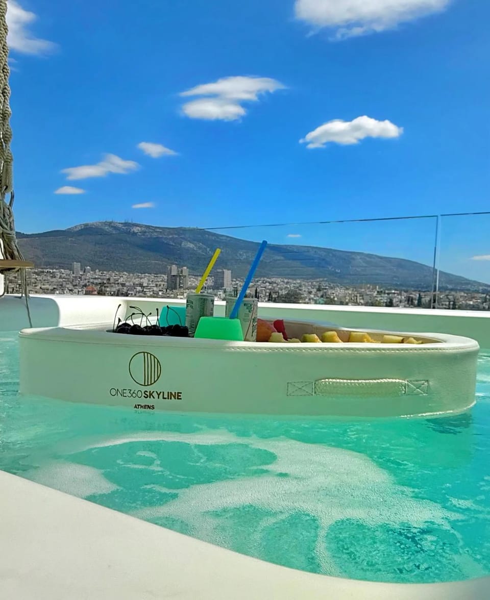 Day, Natural landscape, Activities, Hot Tub, Hot Tub, View (from property/room), View (from property/room), City view, City view, Mountain view, Mountain view, concierge