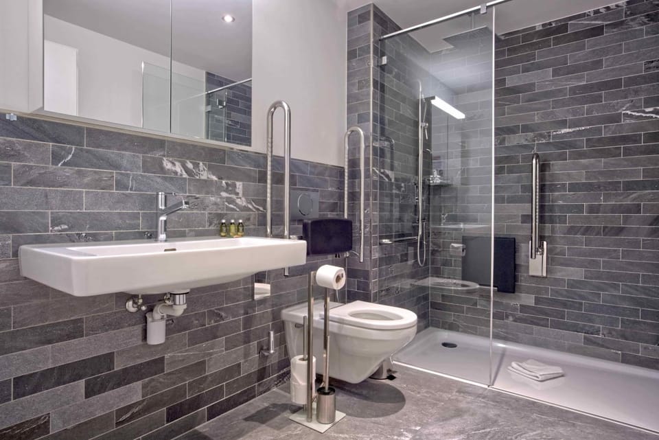 Shower, Bathroom