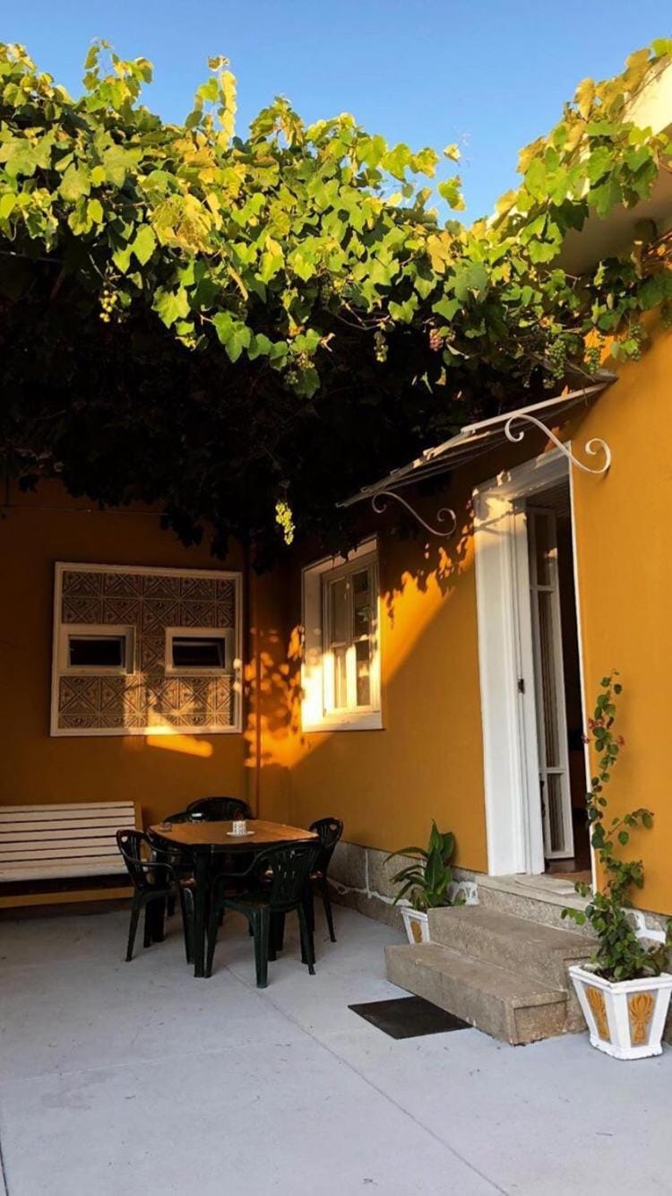 Hostel das Flores Hostel in Porto District