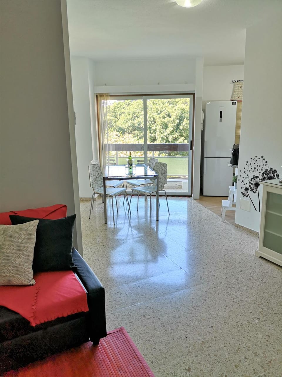 Dining area, Street view