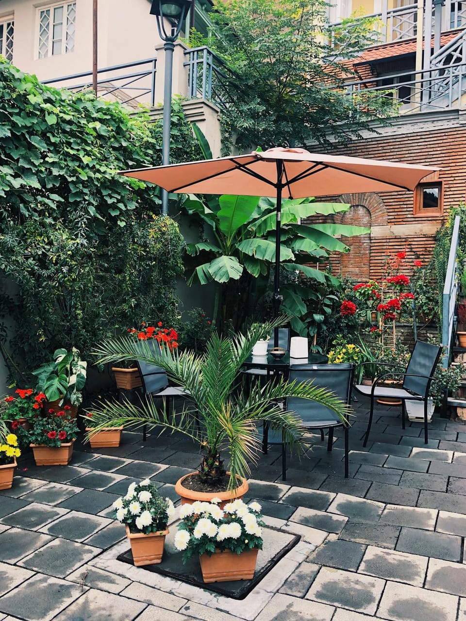 Apartment Botanikuri 15 Bed and Breakfast in Tbilisi, Georgia