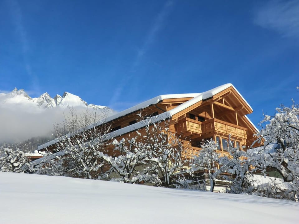 Property building, Winter