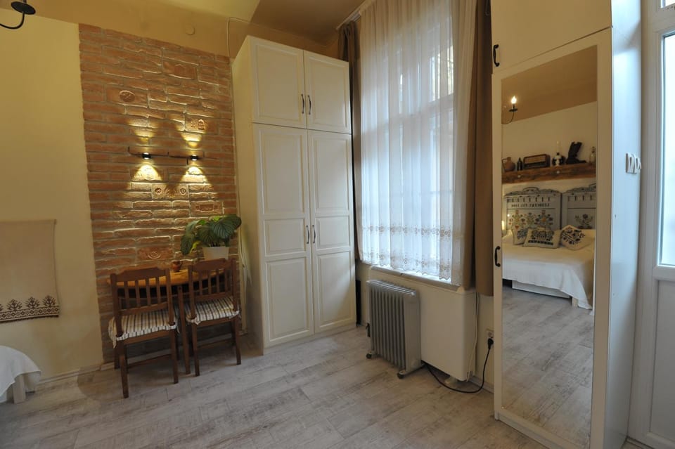 Hungarian Soul Apartment in Budapest