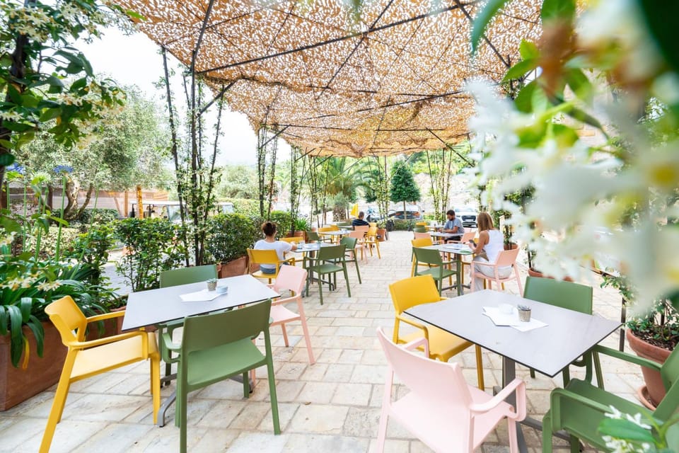 Patio, Restaurant/places to eat, Garden, Coffee/tea facilities, Balcony/Terrace