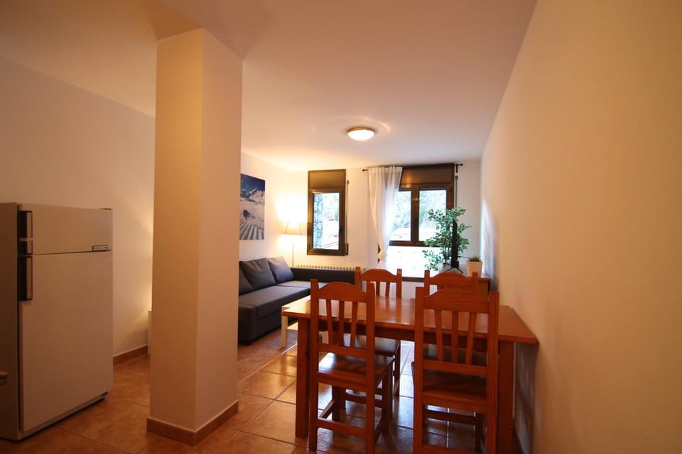 Pont de Toneta 2,2 Ransol, Zona Grandvalira Apartment in Andorra