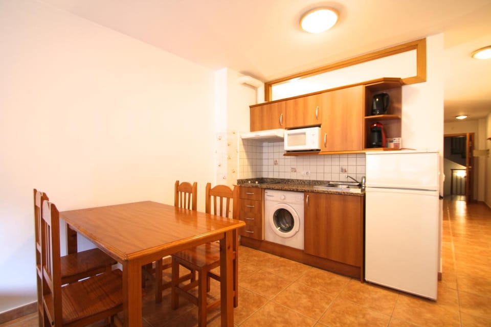 Pont de Toneta 2,3 Ransol, Zona Grandvalira Apartment in Andorra