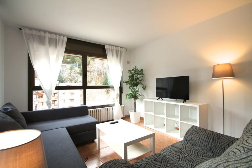 Pont de Toneta 2,6 Ransol, Zona Grandvalira Apartment in Andorra