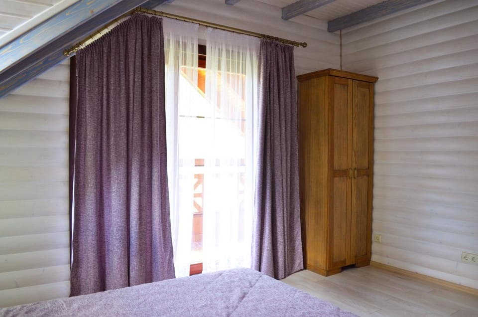 Knyazhyi Dvir Apartment in Ukraine