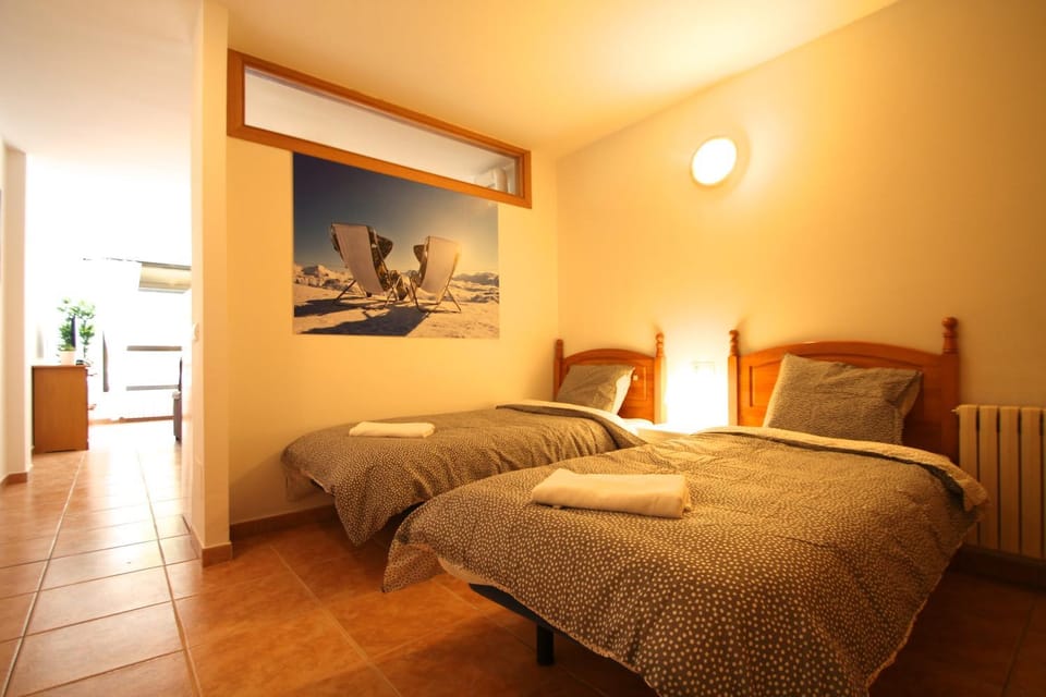 Pont de Toneta 3,3 Ransol, Zona Grandvalira Apartment in Andorra