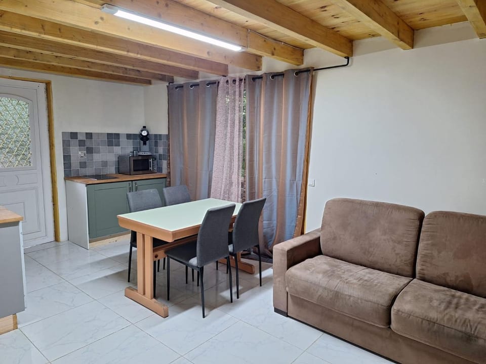 Kitchen or kitchenette, Living room, Dining area