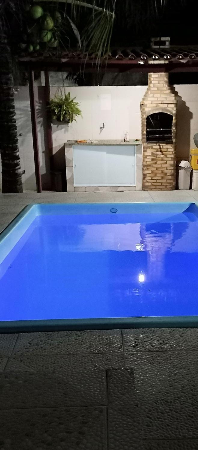 Imperdível ! Achei casa temporada Cabo Frio c piscina próximo Praia do Forte, faça seu orçamento para 4 a 8 Pessoas House in Cabo Frio