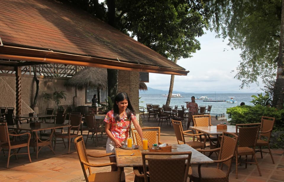 Sea view, Meals, Lunch, Dinner, Drinks, Alcoholic drinks, Non alcoholic drinks