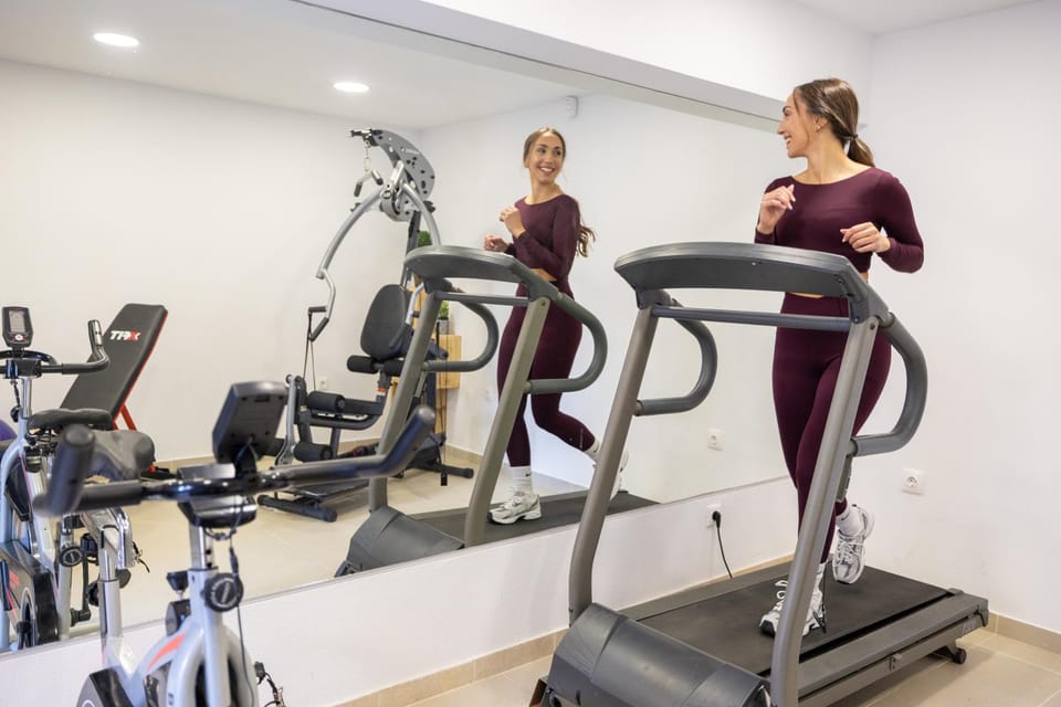 People, Fitness centre/facilities