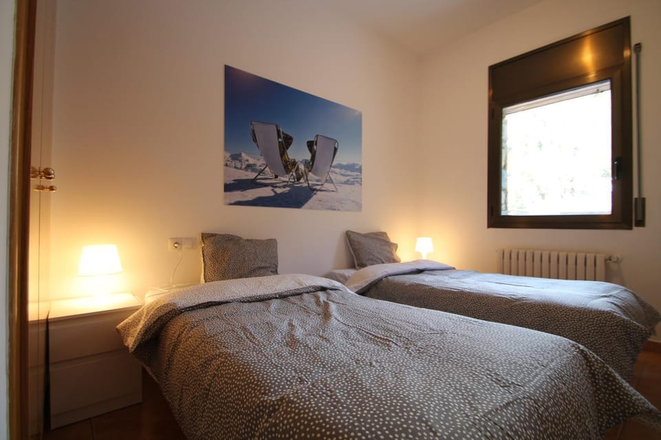 Pont de Toneta 4,1 Ransol, Zona Grandvalira Apartment in Andorra