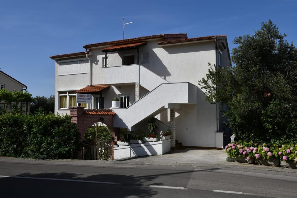 Apartments Josip Apartment in Lika-Senj County