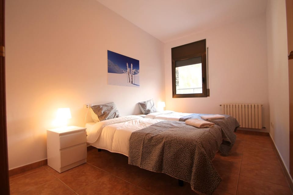 Pont de Toneta 5,1 Ransol, Zona Grandvalira Apartment in Andorra