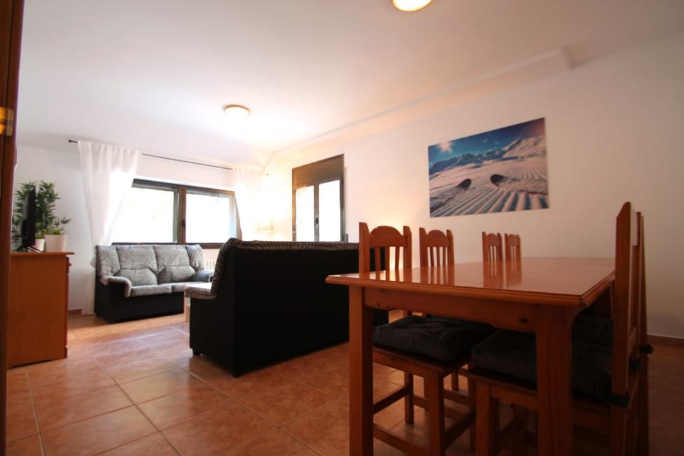 Pont de Toneta 5,1 Ransol, Zona Grandvalira Apartment in Andorra