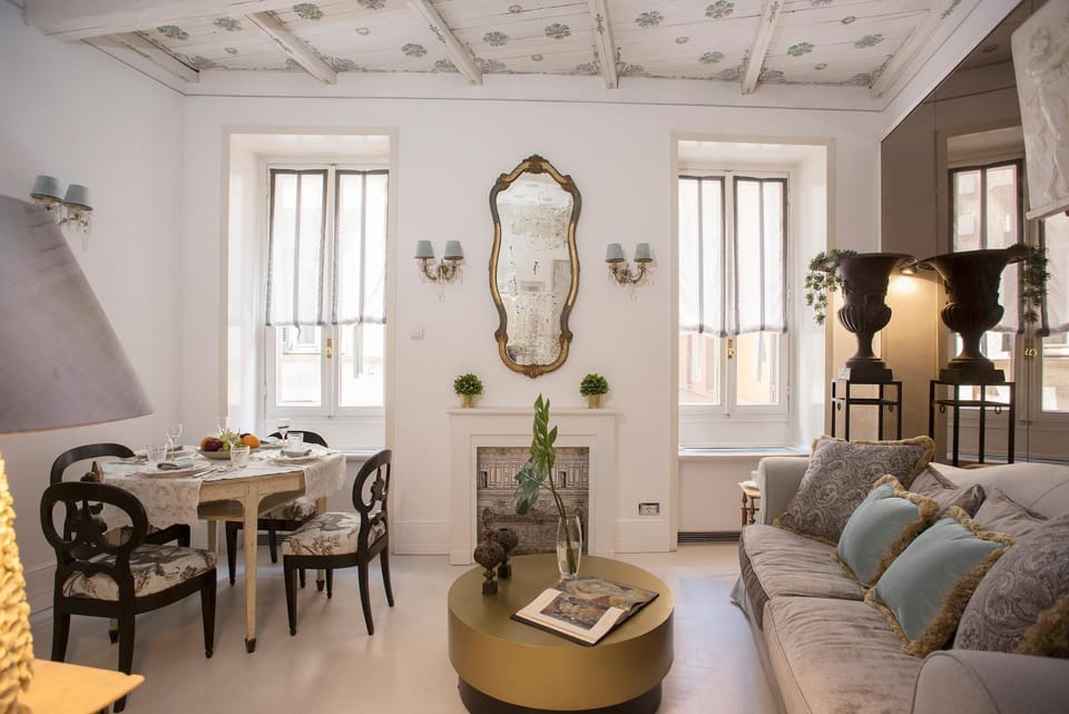 Living room, Dining area