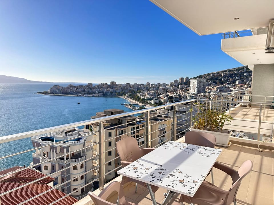 Day, View (from property/room), Balcony/Terrace, Seating area, Sea view