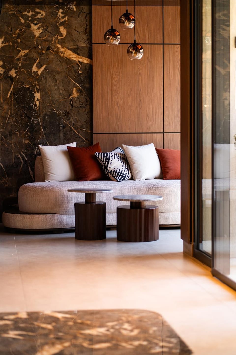 Living room, Seating area
