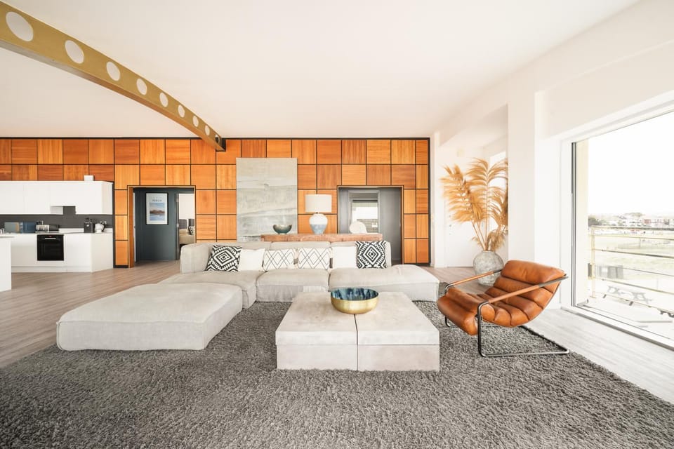 Living room, kitchen