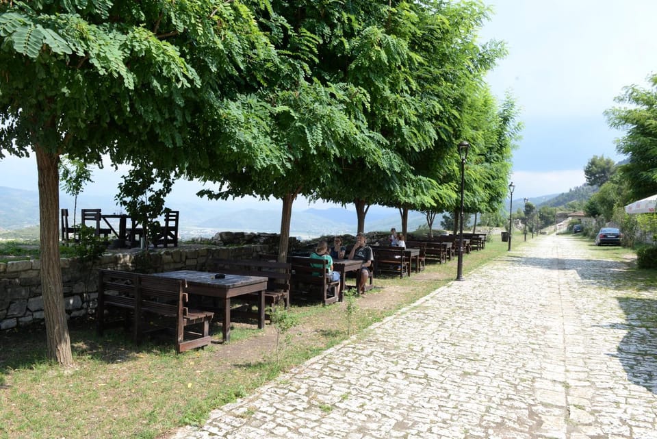Garden, Lounge or bar