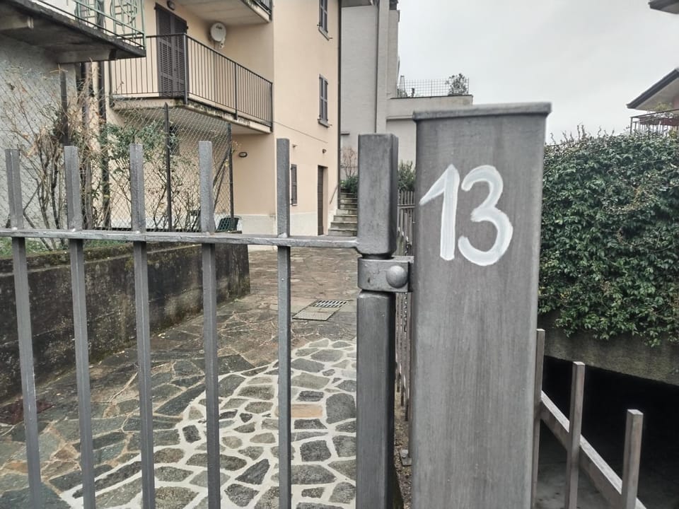 Property building, Street view, Inner courtyard view, Parking