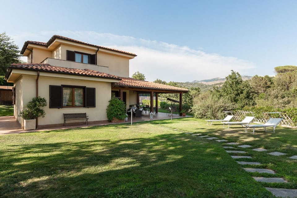 Property building, Garden
