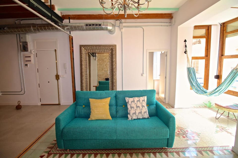 TV and multimedia, Living room, Other, Dining area, air conditioner