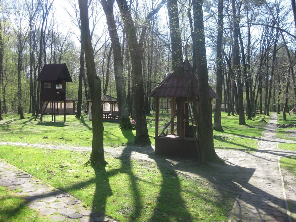 BBQ facilities, Other