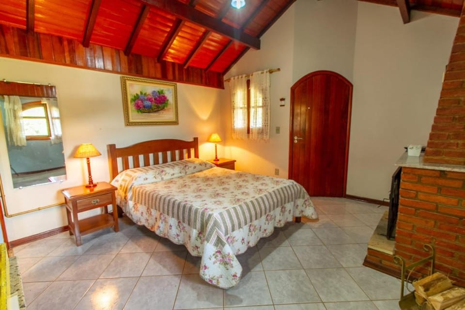 Chales Estrada de Chão Bed and Breakfast in State of São Paulo