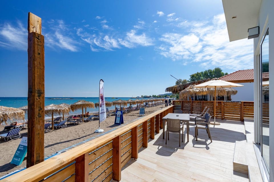 Patio, Balcony/Terrace, Beach, Sea view, sunbed